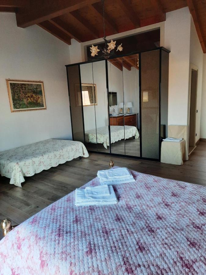 B&B Casa Santa Lucia Manerba del Garda Exterior foto
